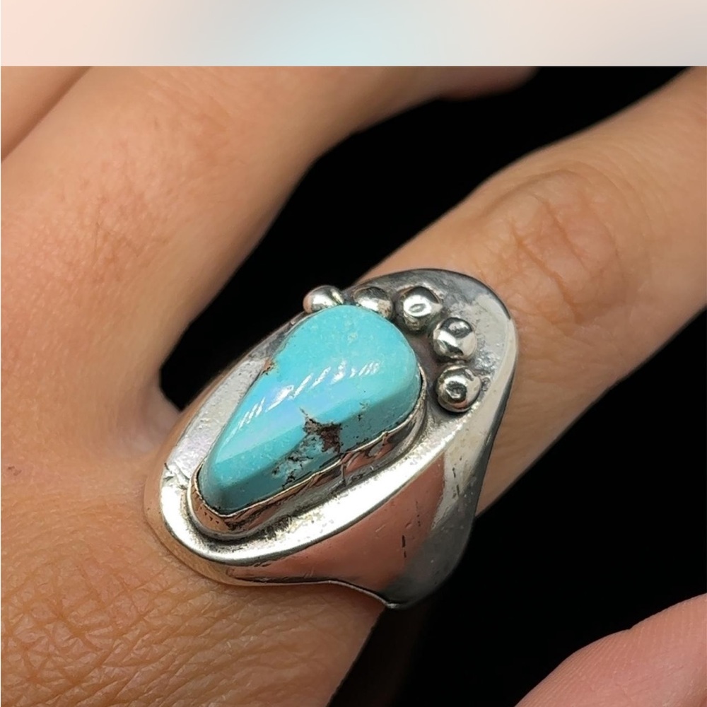 Sterling Silver Turquoise Teardrop Ring - Blue